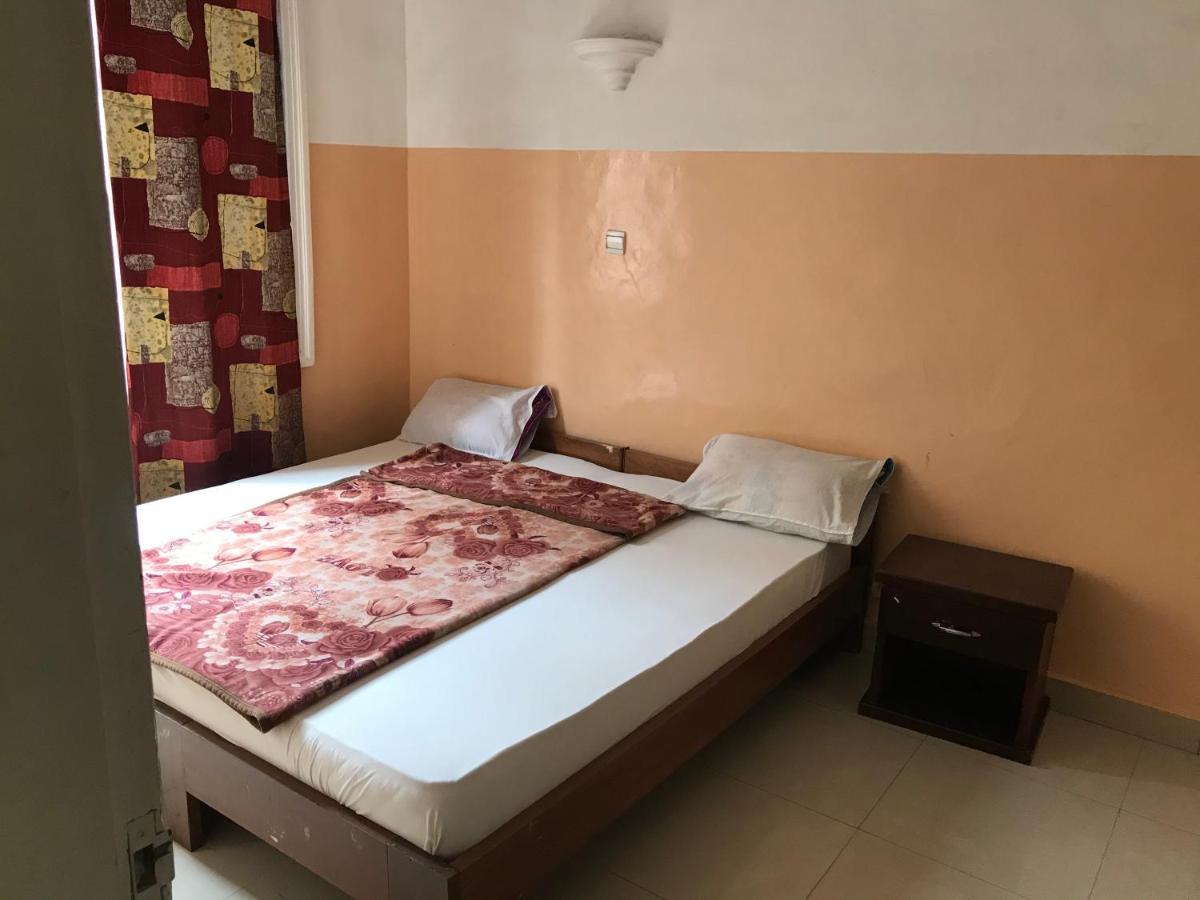 Appartements Chez Leo Brazzaville Exterior foto